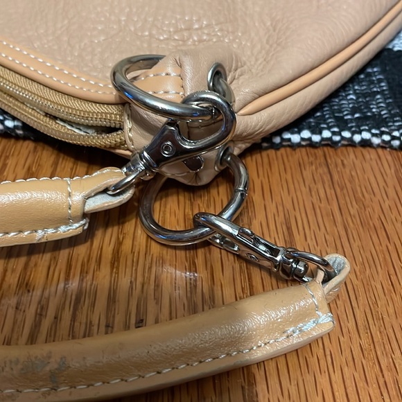 Maxx New York Shoulder Bag - Picture 4 of 11